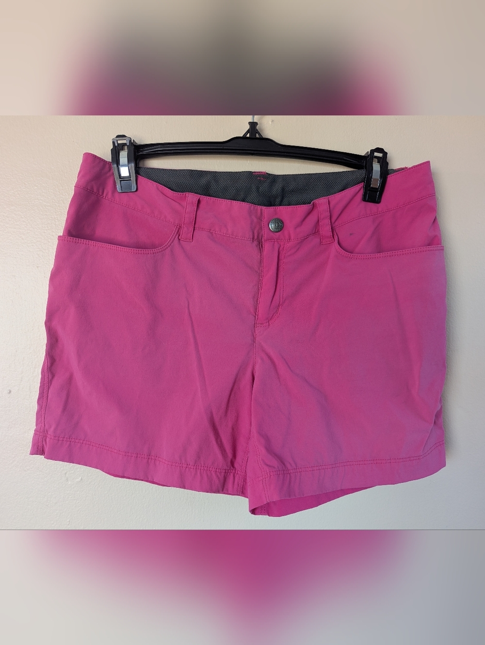 Patagonia Rock Craft Shorts, Hot Pink (SIZE 6)